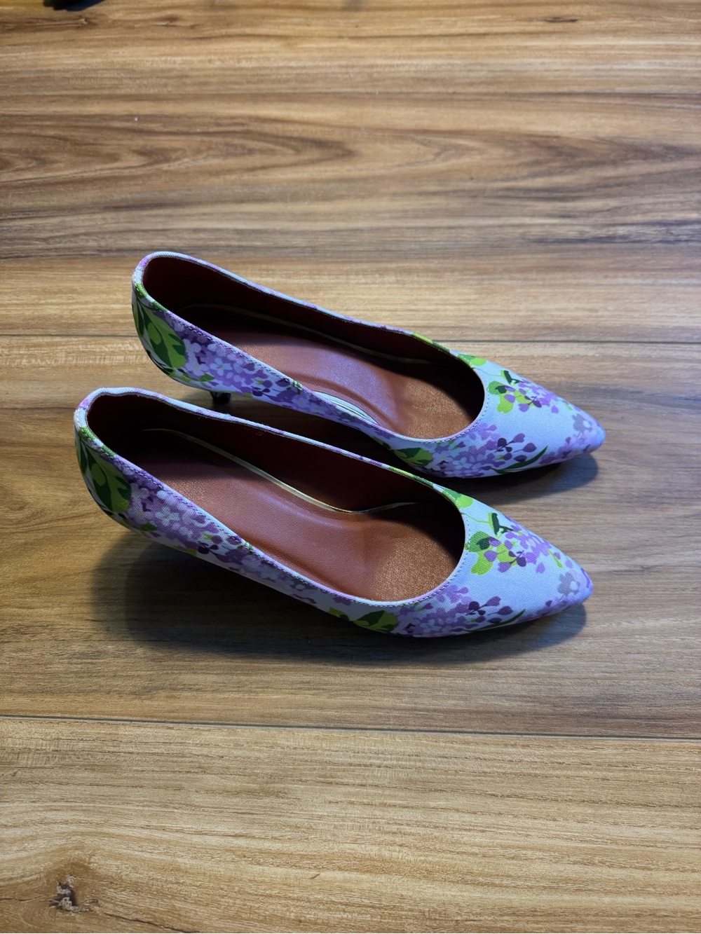 Floral Pointed-Toe Heels in Lavender and Green